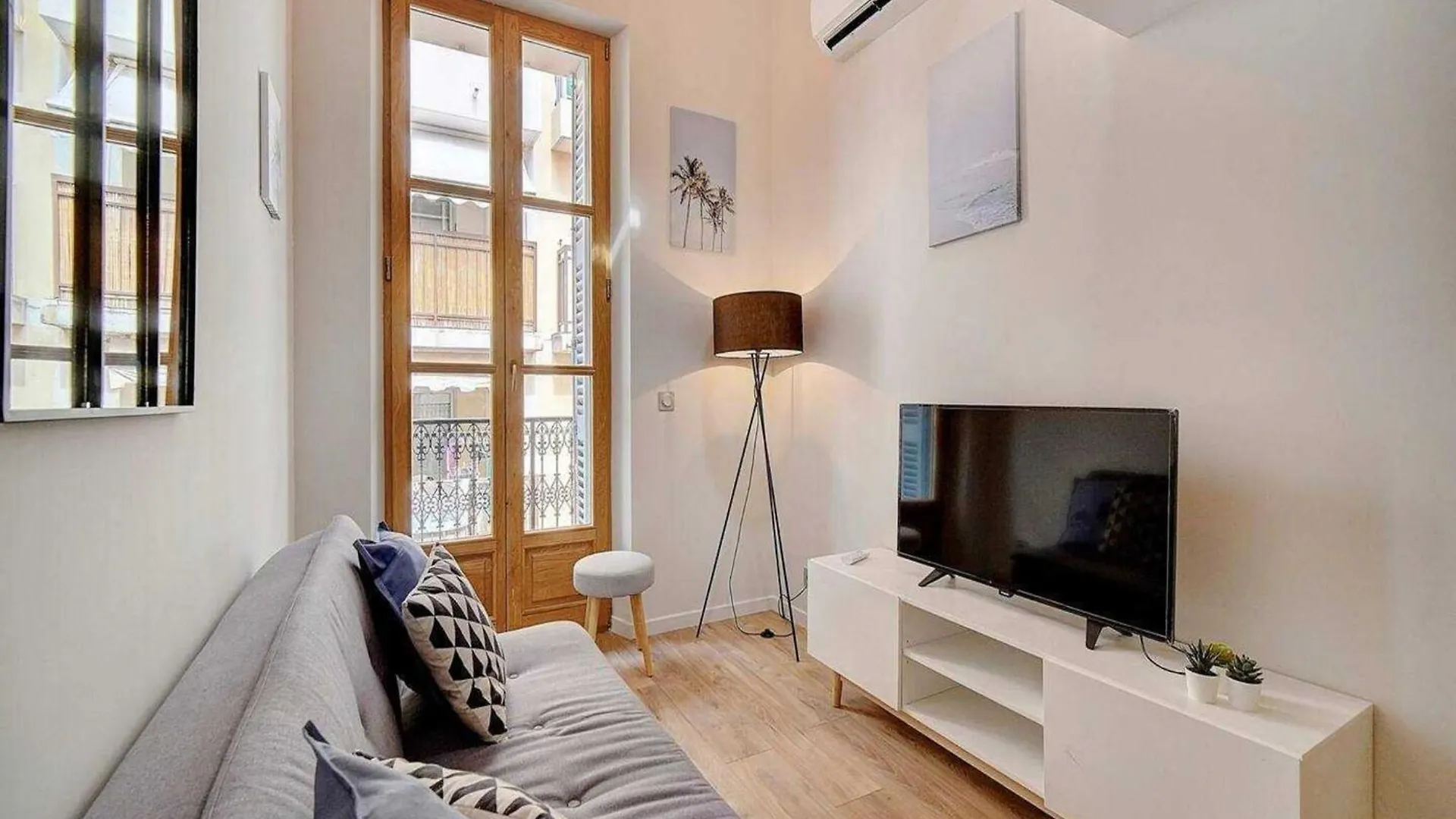 Apartment Bright Duplex - Cannes Centre - Mobility Lease France